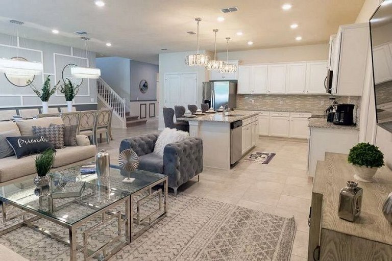 Luxury 11BD Home at Windsor Island Resort