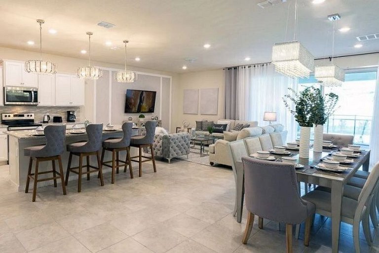 Luxury 11BD Home at Windsor Island Resort