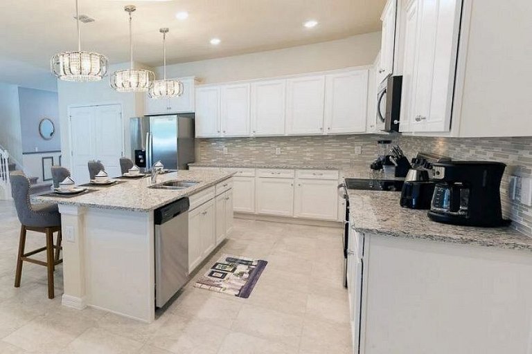Luxury 11BD Home at Windsor Island Resort
