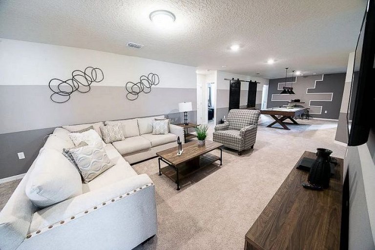 Luxury 11BD Home at Windsor Island Resort