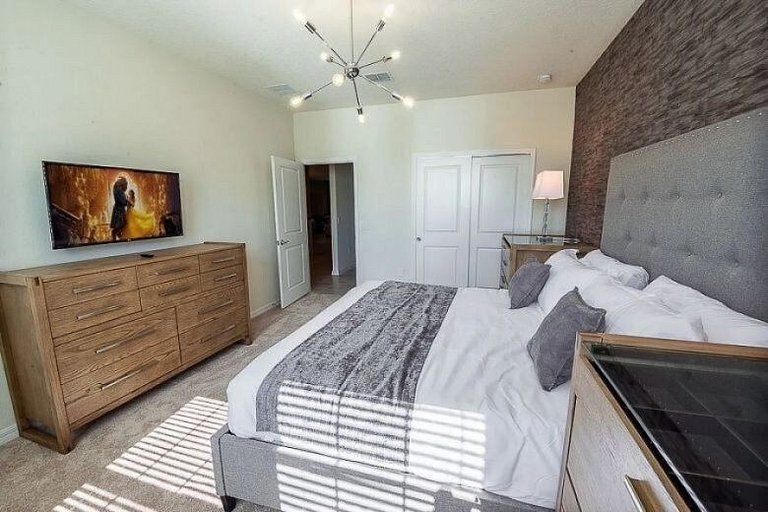 Luxury 11BD Home at Windsor Island Resort