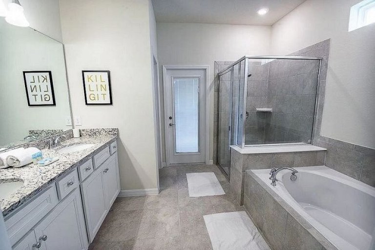 Luxury 11BD Home at Windsor Island Resort