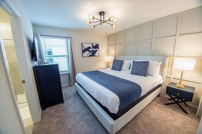 Luxury 11BD Home at Windsor Island Resort
