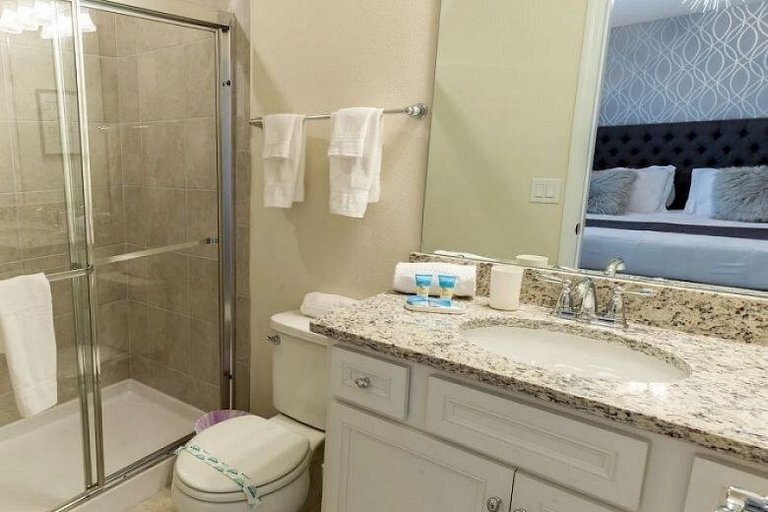 Luxury 11BD Home at Windsor Island Resort