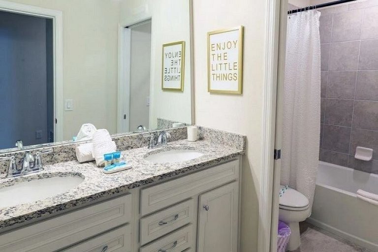 Luxury 10BD Home at Windsor Island Resort