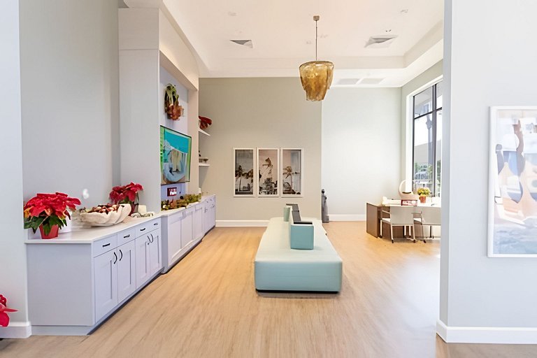 Magnificent 5BR Home at Windsor Island Resort