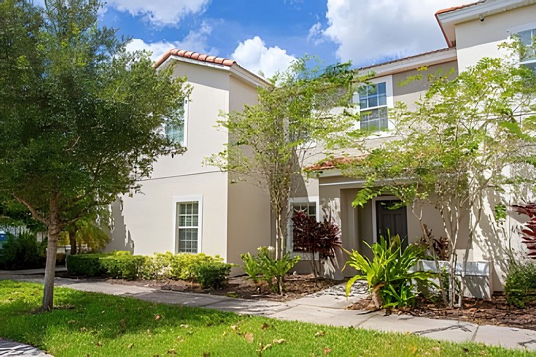 Cozy 3BR house affordable at Bella Vida Resort