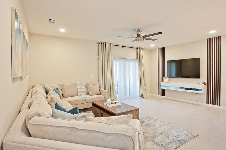 Fiesta Key Family Retreat Near Orlando Attractions