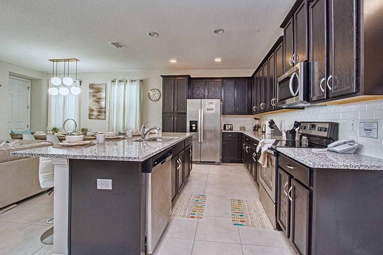 Luxurious Home Near Disney w/ Exclusive Water Club