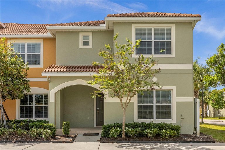 Comfortable 5BR home at Paradise Palms Resort
