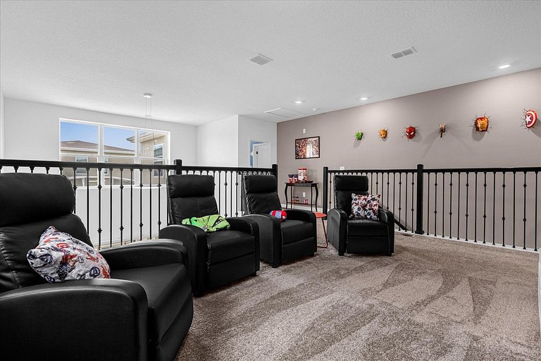 Modern Home in Champions Gate 5BD