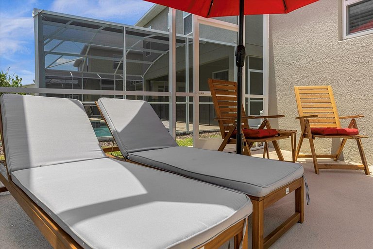 Modern Home in Champions Gate 5BD