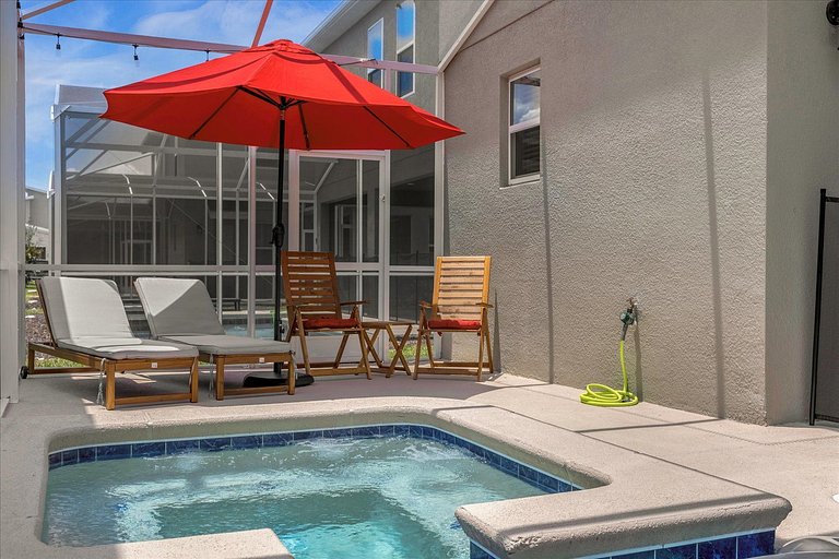 Modern Home in Champions Gate 5BD