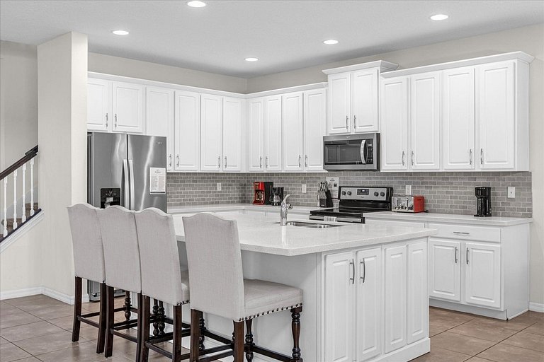 House at Solara Resort: 6-BR Dream Getaway