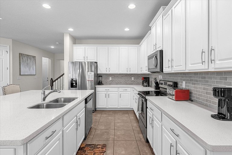 House at Solara Resort: 6-BR Dream Getaway