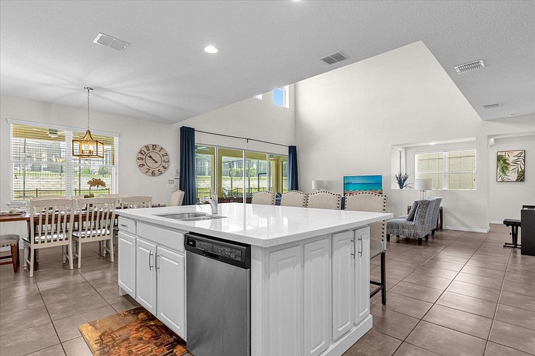 House at Solara Resort: 6-BR Dream Getaway