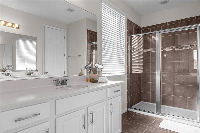 House at Solara Resort: 6-BR Dream Getaway