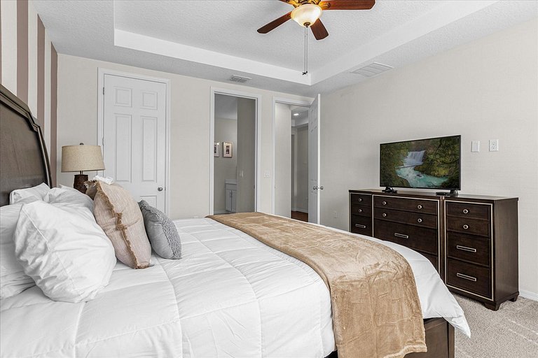House at Solara Resort: 6-BR Dream Getaway