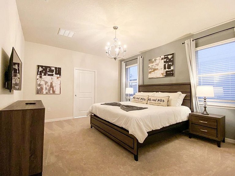 Luxury 11BD Home at Windsor Island Resort