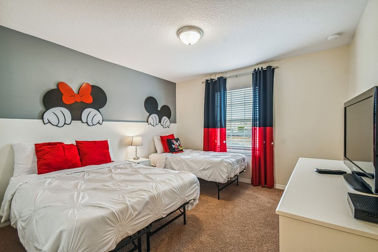 Paradise Palms Retreat, Your Dream Home in Orlando