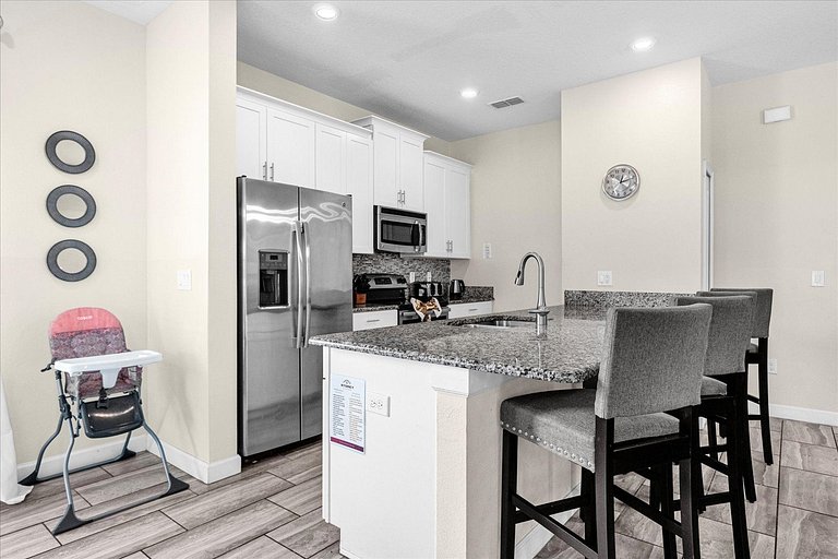 5BR Comfort at Storey Lake, 10 Min to Disney