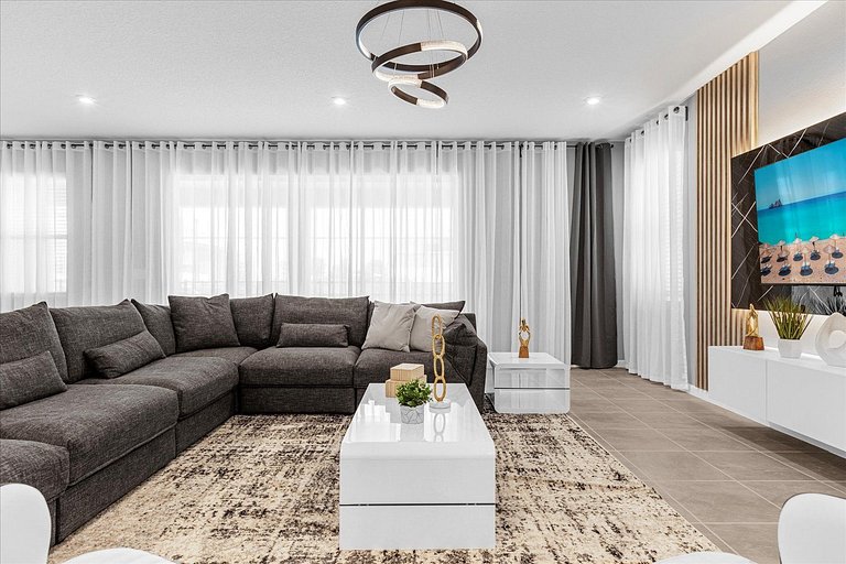 Living the Dream in Solara: 9-Bedroom Home