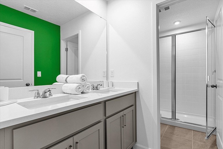 Living the Dream in Solara: 9-Bedroom Home