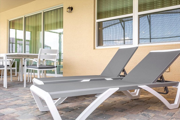 Living the Dream in Solara: 9-Bedroom Home