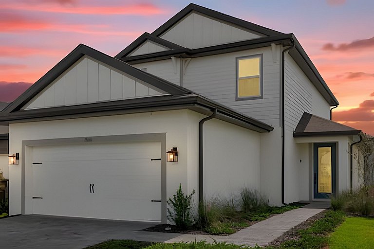 Spectacular Luxury at Reunion Village 5BD