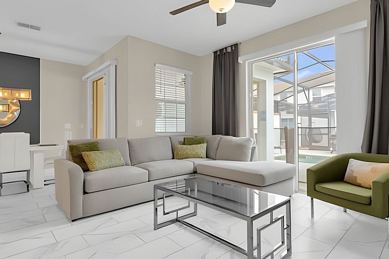 Cozy home in Storey Lake, 10 mins from Disney