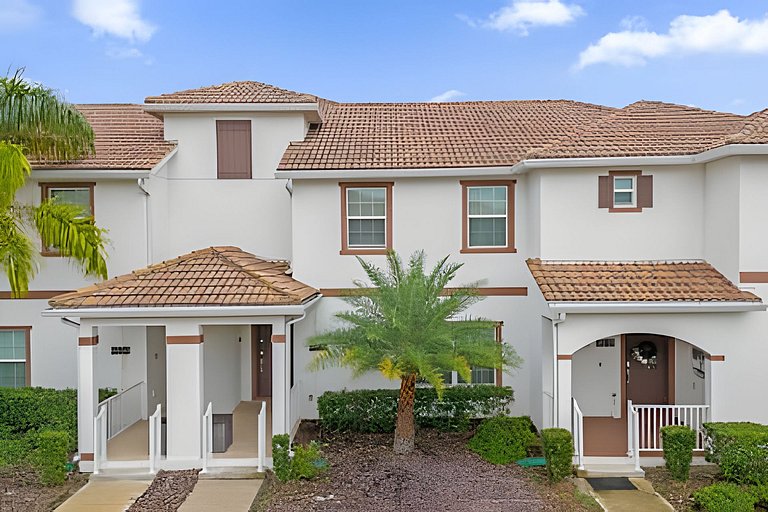 Cozy home in Storey Lake, 10 mins from Disney