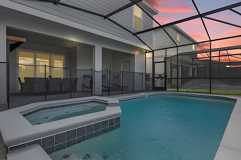 Whimsical Paradise: A Luxurious 8-Bedroom Escape