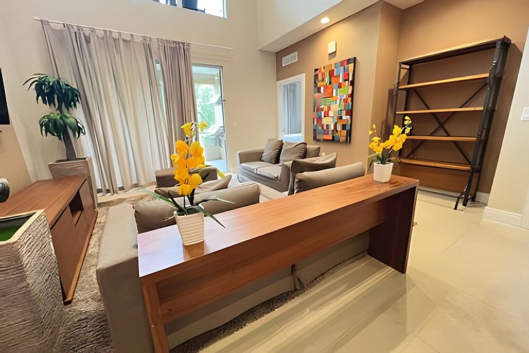 Glamorous and Modern House 8 minutes to Disney