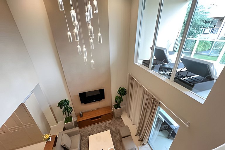 Glamorous and Modern House 8 minutes to Disney