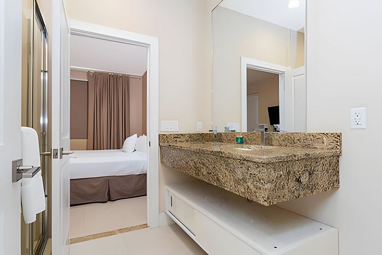 Glamorous and Modern House 8 minutes to Disney