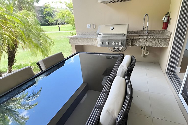 Glamorous and Modern House 8 minutes to Disney