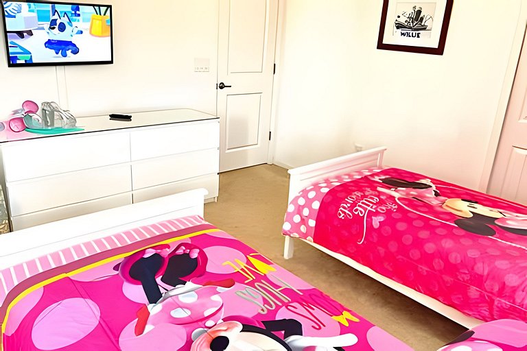 Spacious and Comfortable House 15 minutes - Disney