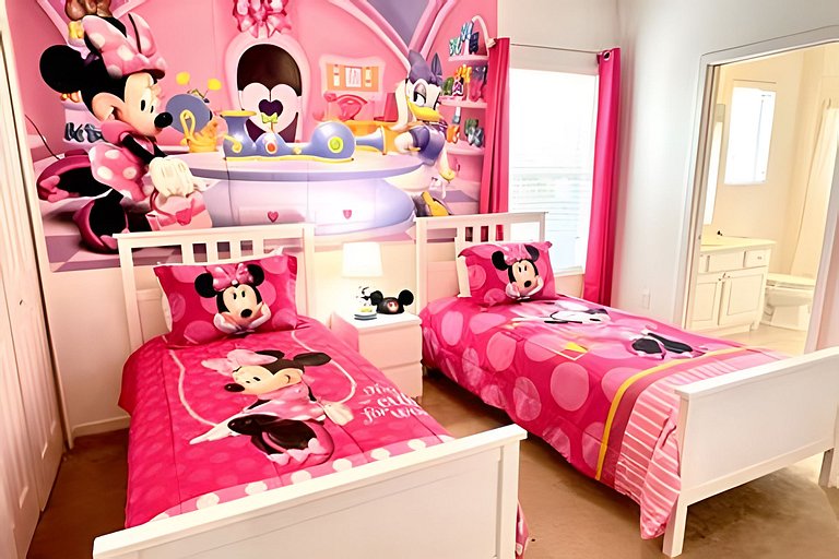 Spacious and Comfortable House 15 minutes - Disney