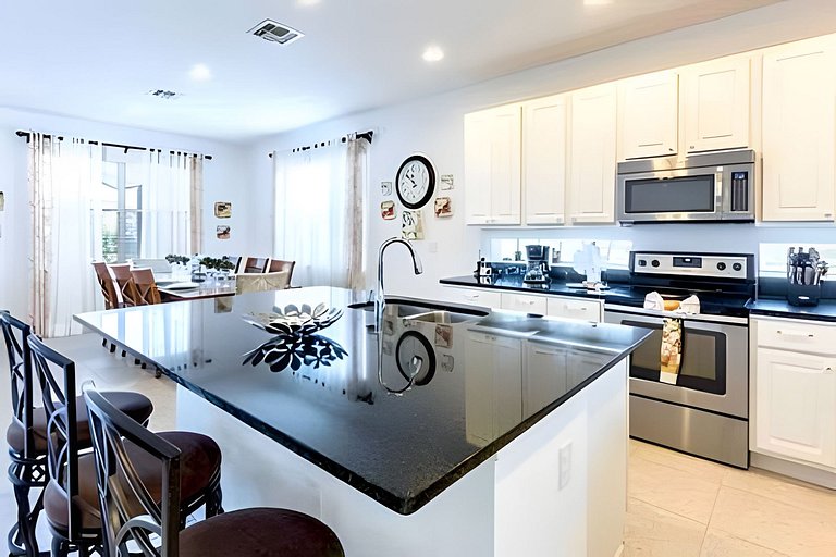 Spacious and Comfortable House 15 minutes - Disney