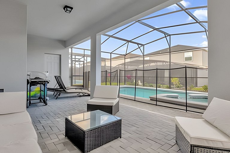 Incredible 7BD House Windsor Cay – Family Friendly