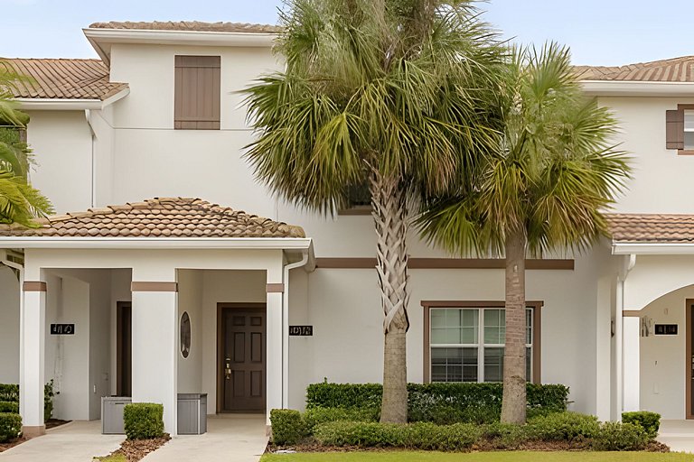 4BR house at Storey Lake Resort 9min Disney