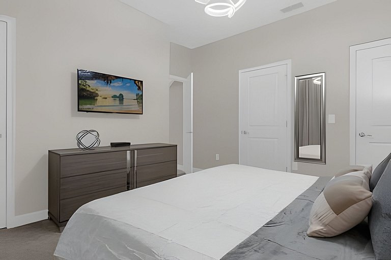 4BR house at Storey Lake Resort 9min Disney