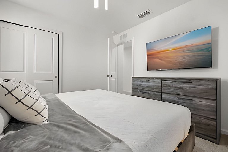 Solara Resort Unique Experience 6BD Home