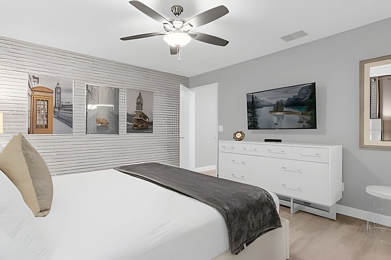 Comfort and Fun at Storey Lake Resort 4BD Home