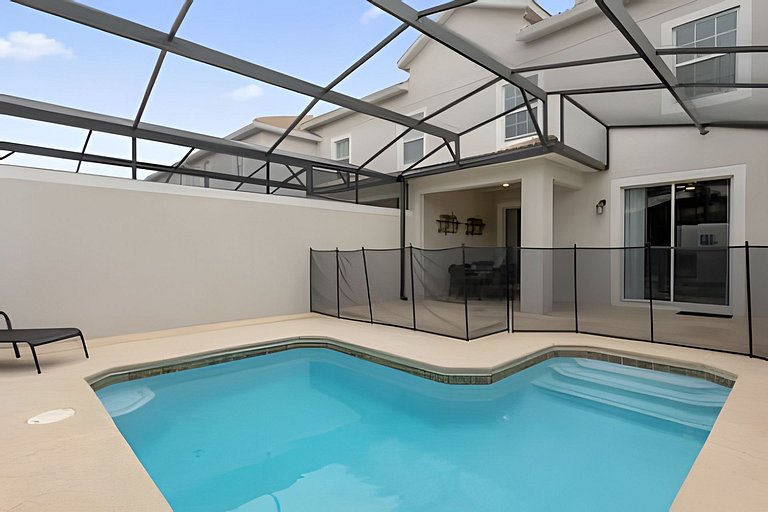 Comfort and Fun at Storey Lake Resort 4BD Home