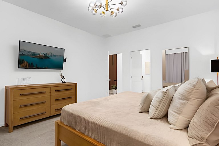 Luxury house in solara resort 9BD