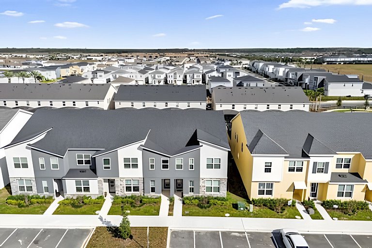 Dream Home at Solara Resort 6BD and Total Comfort