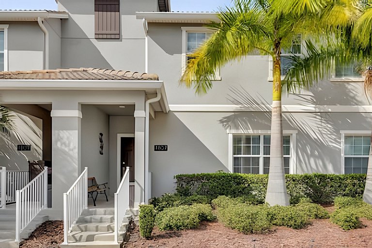 Charming Hideaway at Storey Lake 4BD Home