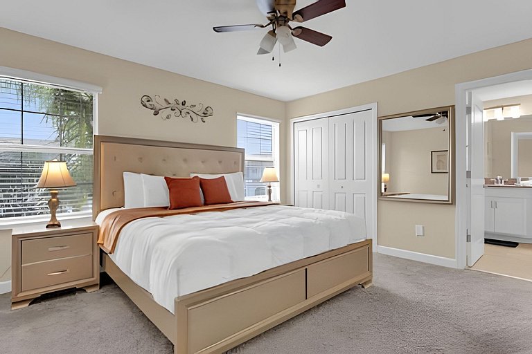 Charming Hideaway at Storey Lake 4BD Home