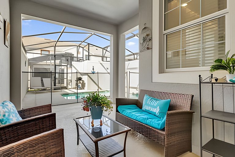 Charming Hideaway at Storey Lake 4BD Home